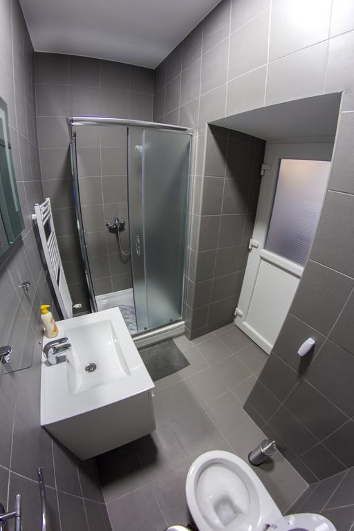Apartments Petrova170 Ζάγκρεμπ Εξωτερικό φωτογραφία